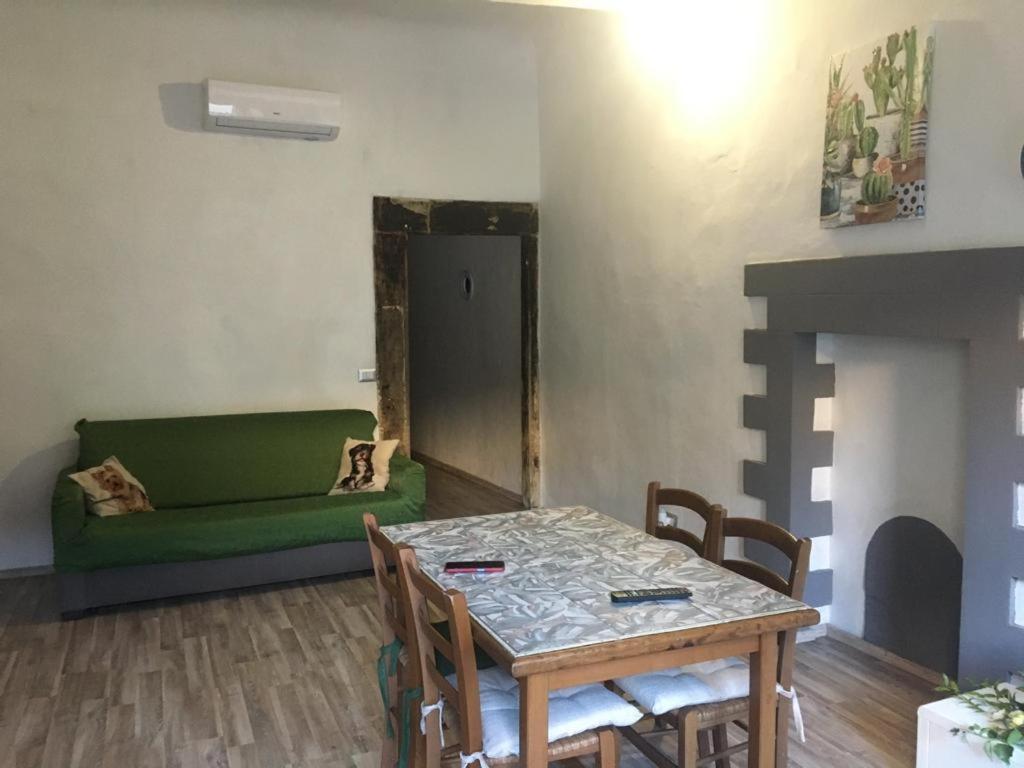 Terrazza Il Canto Al Romano Филине Валдарно Екстериор снимка